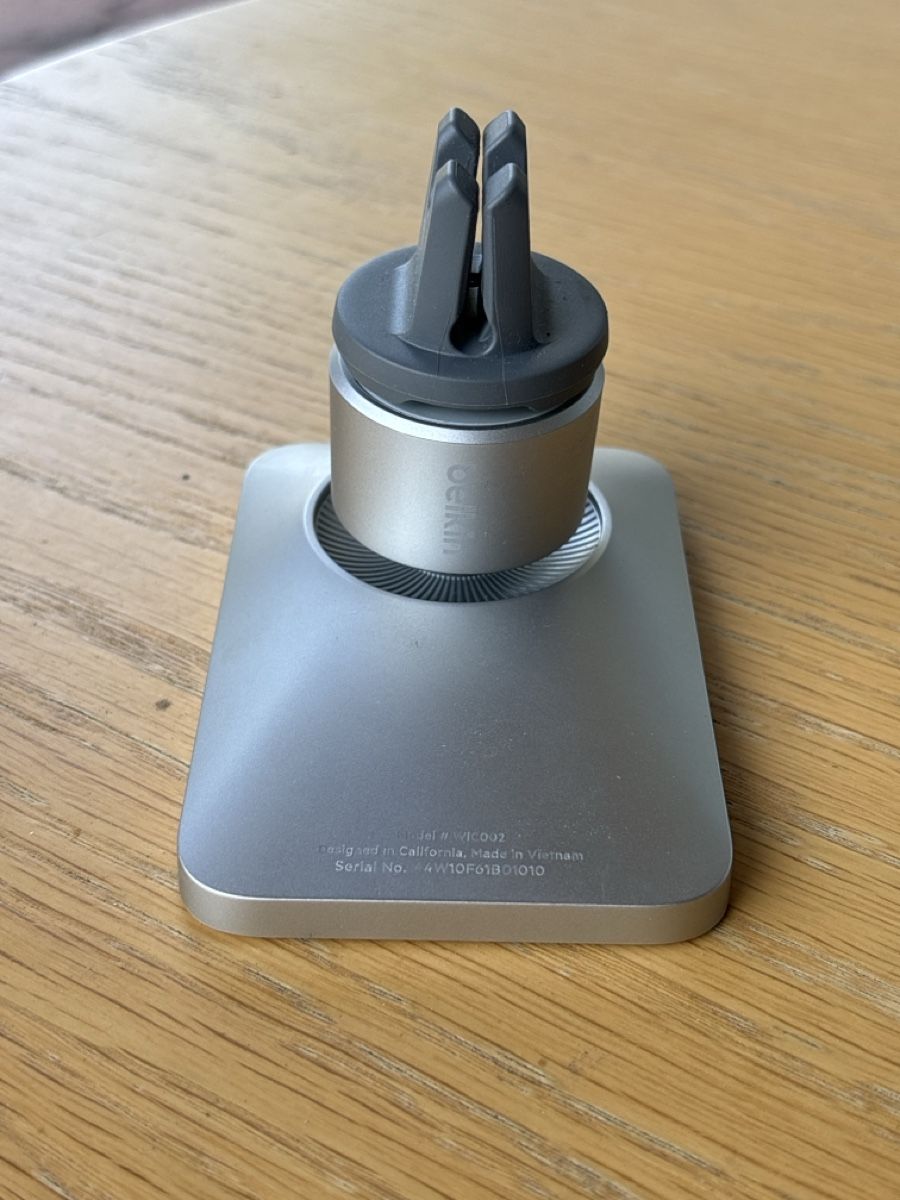 Autres accessoires p. véhicule: Belkin MagSafe iPhone vent mount – D'occasion à Muri AG par qqx 2