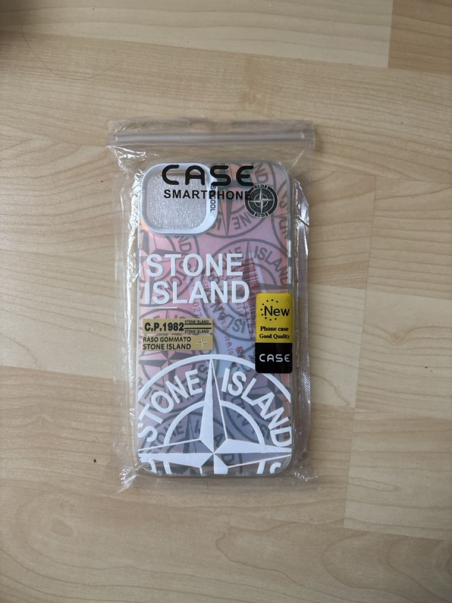Stone Island Cover & Protezioni schermo: Coque iPhone Stone Island NEUF - IPhone 14 – Nuovo e nell'imballaggio originale da Villars-sur-Glâne venduto da vie_5d9b