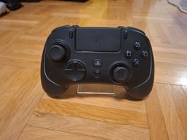 Razer Wolverine V2 Pro