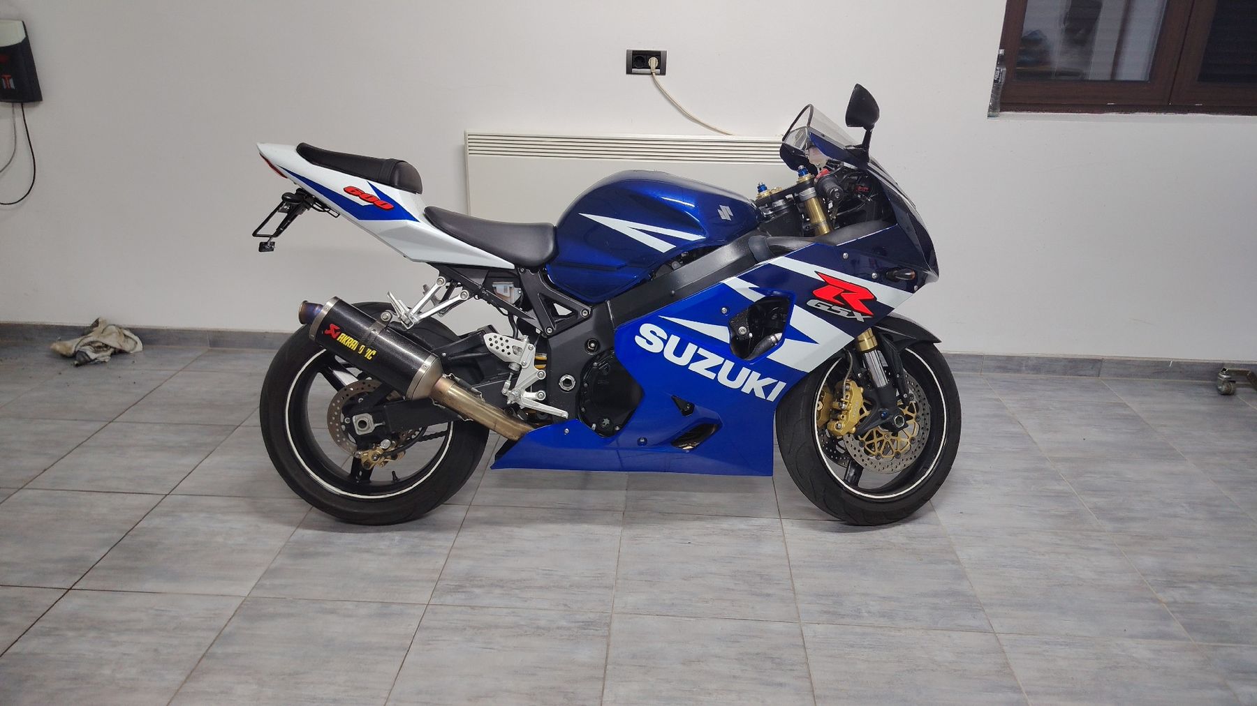 Suzuki Strada: Suzuki gsx-r 600 k5 – Usato da Thalwil venduto da do7_n6rl