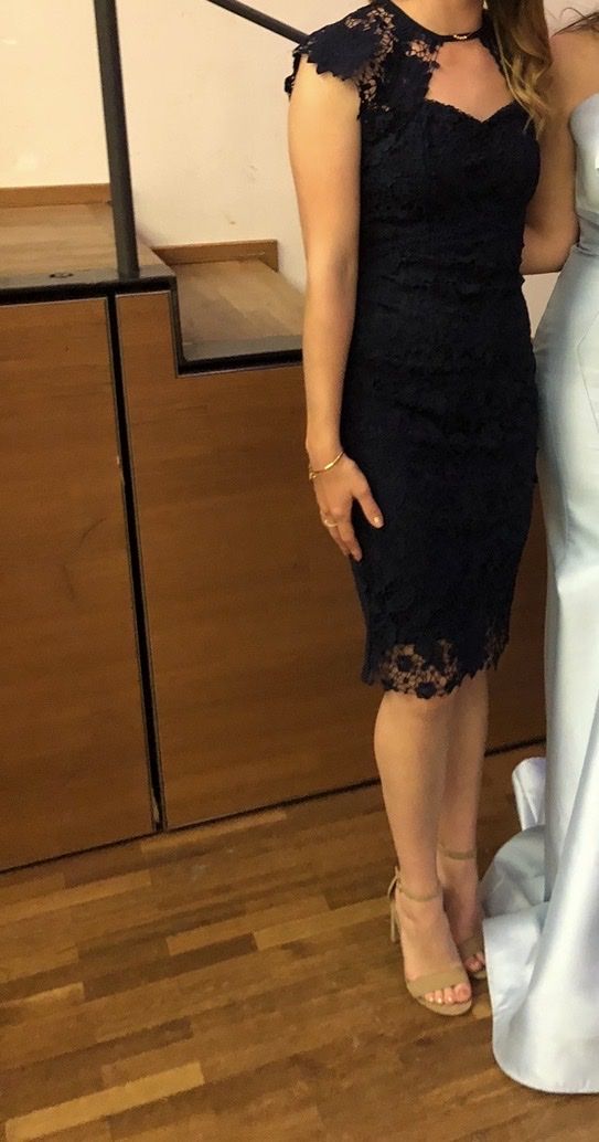 Vestiti: Elegantes Spitzenkleid, dunkelblau, Gr. 34 – Usato da Zürich venduto da FionaLuzia 3