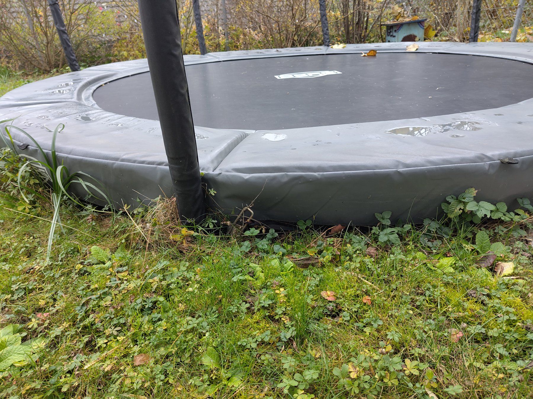 Trampolini: BERG Trampolin Air Flow inground, Durchmesser 330cm – Usato da Affoltern am Albis venduto da Anda4 2