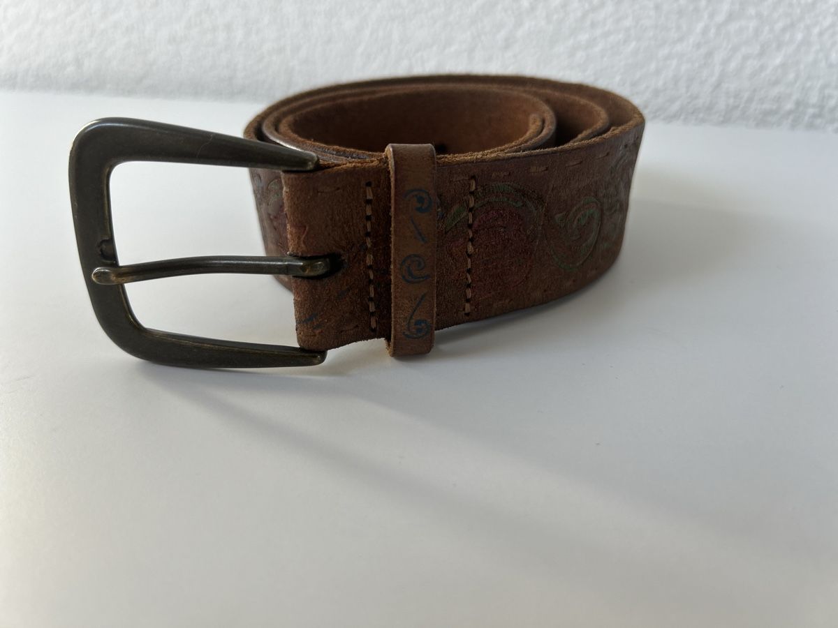 Cinture: Leather belt brown floral pattern acceptable condition – Usato da Saland venduto da ele_vc96 2