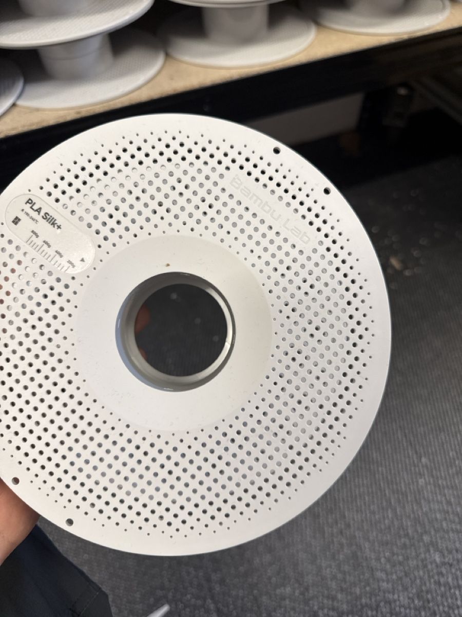 Bambu Lab 3D Drucker: Bambu Filament Spulen – Gebraucht aus Esslingen von SolarisGod