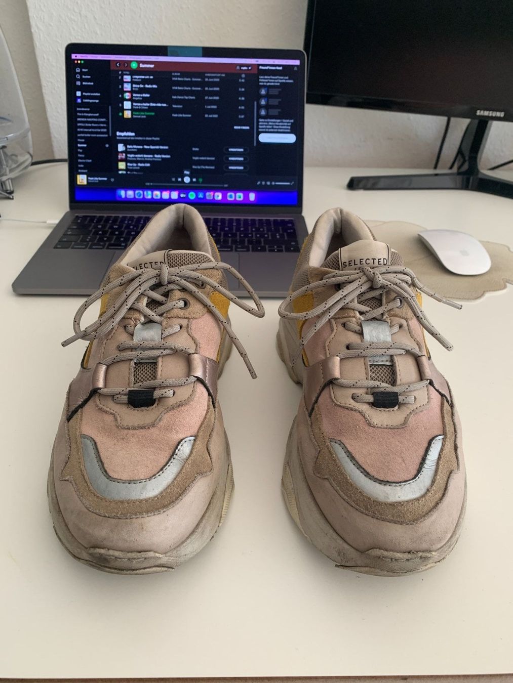 Selected Chaussures femmes: SELECTED - Sneaker rosa-gelb 38 – D'occasion à Zürich par Diazaio 2