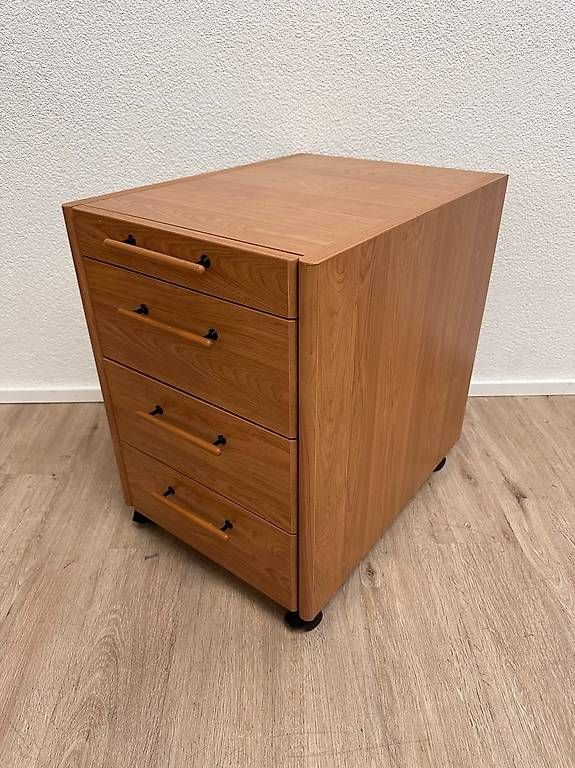 Banconi: Vintage Rollcontainer in Holzoptik mit 4 Schubladen – Usato da Obernau venduto da Arche_Noah_Brocki 3