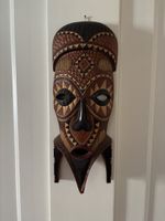 Maske, geschnitzt aus Holz. Ca. 50 jährig. Aus Südafrika 