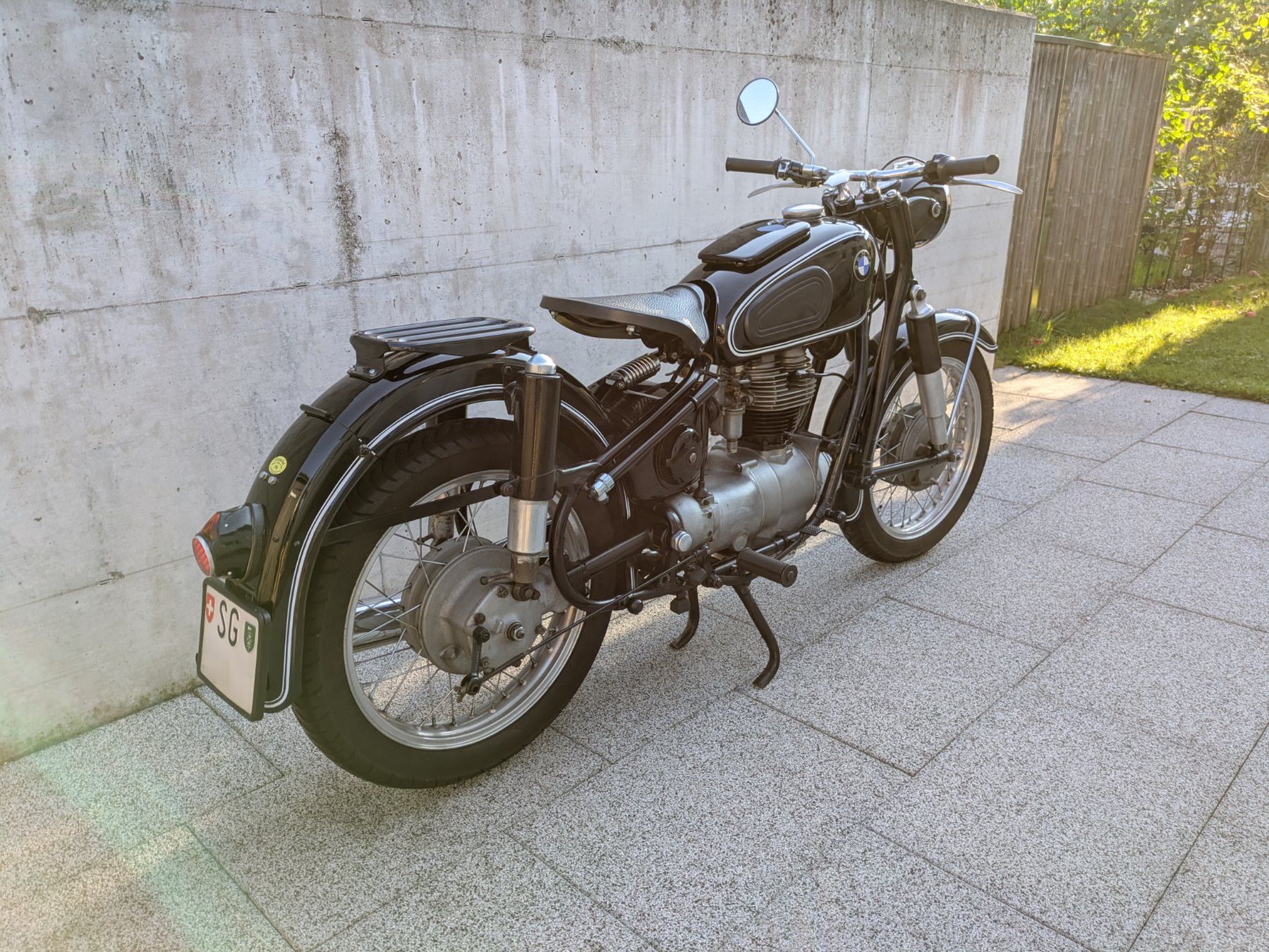 BMW Strada: BMW R26 mit Veteraneneintrag – Usato da Widnau venduto da TheImpaler 4