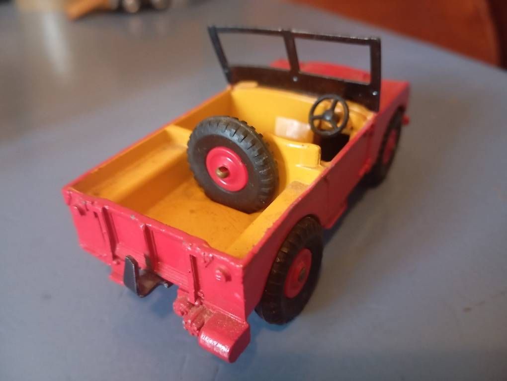 Dinky Toys Modellini d'auto: Land Rover dinky toys – Usato da Basel venduto da Petergunn 1