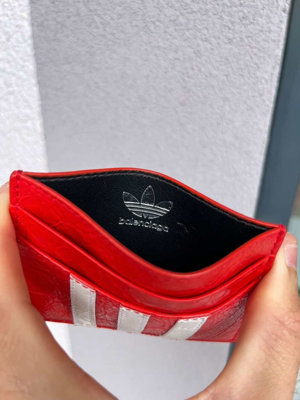 Balenciaga Portafogli: Balenciaga x Adidas  Red Wallet – Nuovo (secondo la descrizione) da Lausanne venduto da S_luxury 3