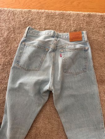 Levi’s Jeans W26 L28 – Mid Waist – Light Blue