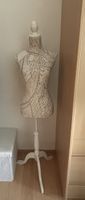 Mannequin couture blanc motifs feuilles taille M bon état