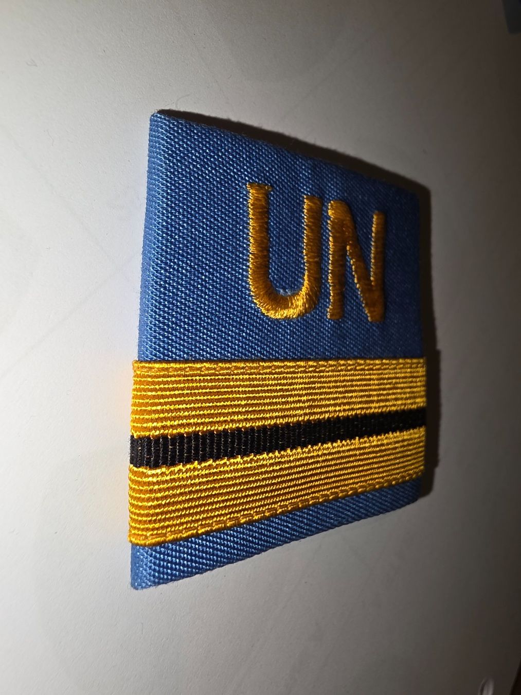 Armée suisse Plaquettes & Badges: UN Schulterabzeichen im Set. – D'occasion à Obermumpf par oiskypoisky 2