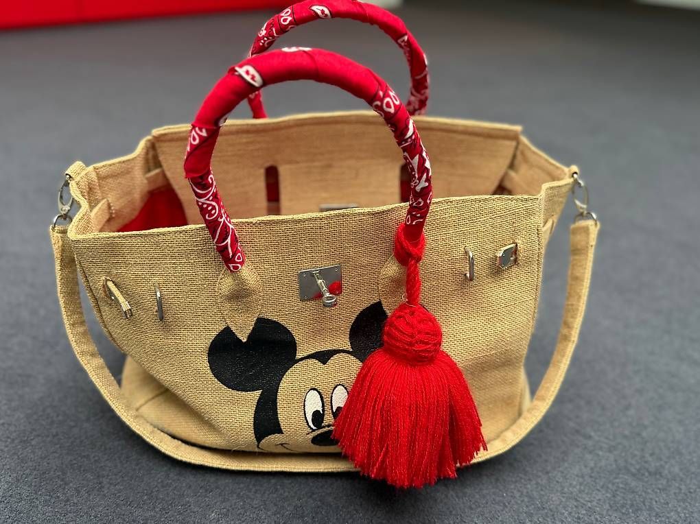 Borse da donna: Stylische Designer-Tasche im trendigen Look – Usato da Steinhausen venduto da deikoon