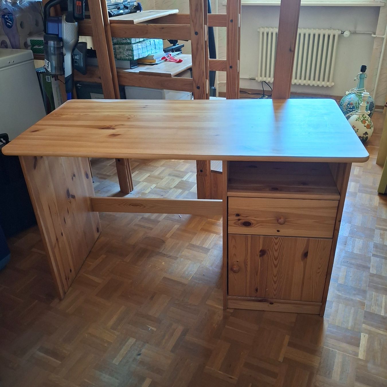 Scrivanie: Bureau en bois – Usato da Meyrin venduto da lay_6z6q
