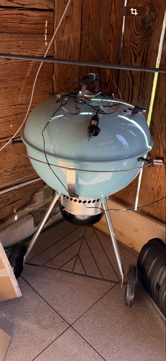 Griglie: Grosser Türkis Weber Grill – Usato da Höri venduto da Blumenfee
