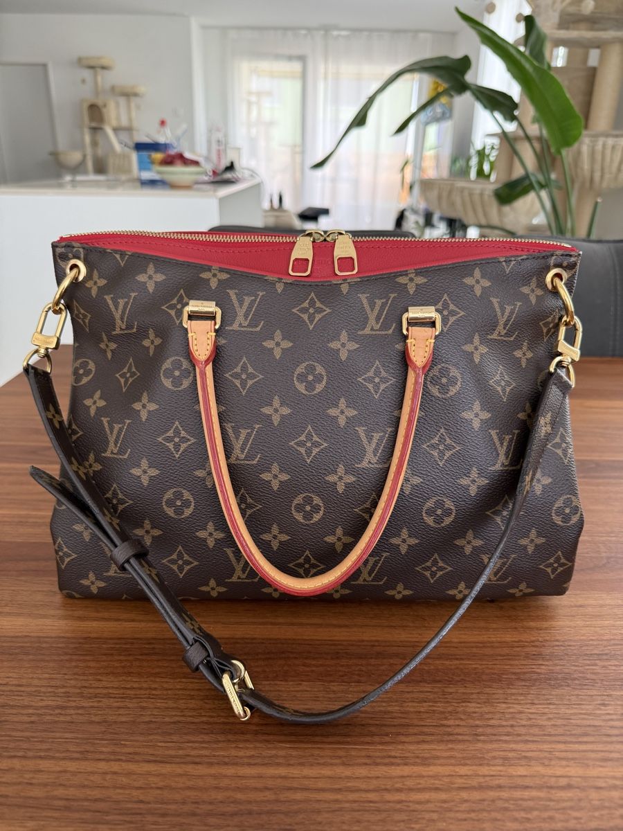 Louis Vuitton Borse da donna: Louis Vuitton - Pallas Monogram Cerise – Usato da Gretzenbach venduto da El_Roccho