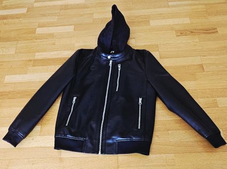 Zara UNISEX Jacke mit Kapuze, Grösse M