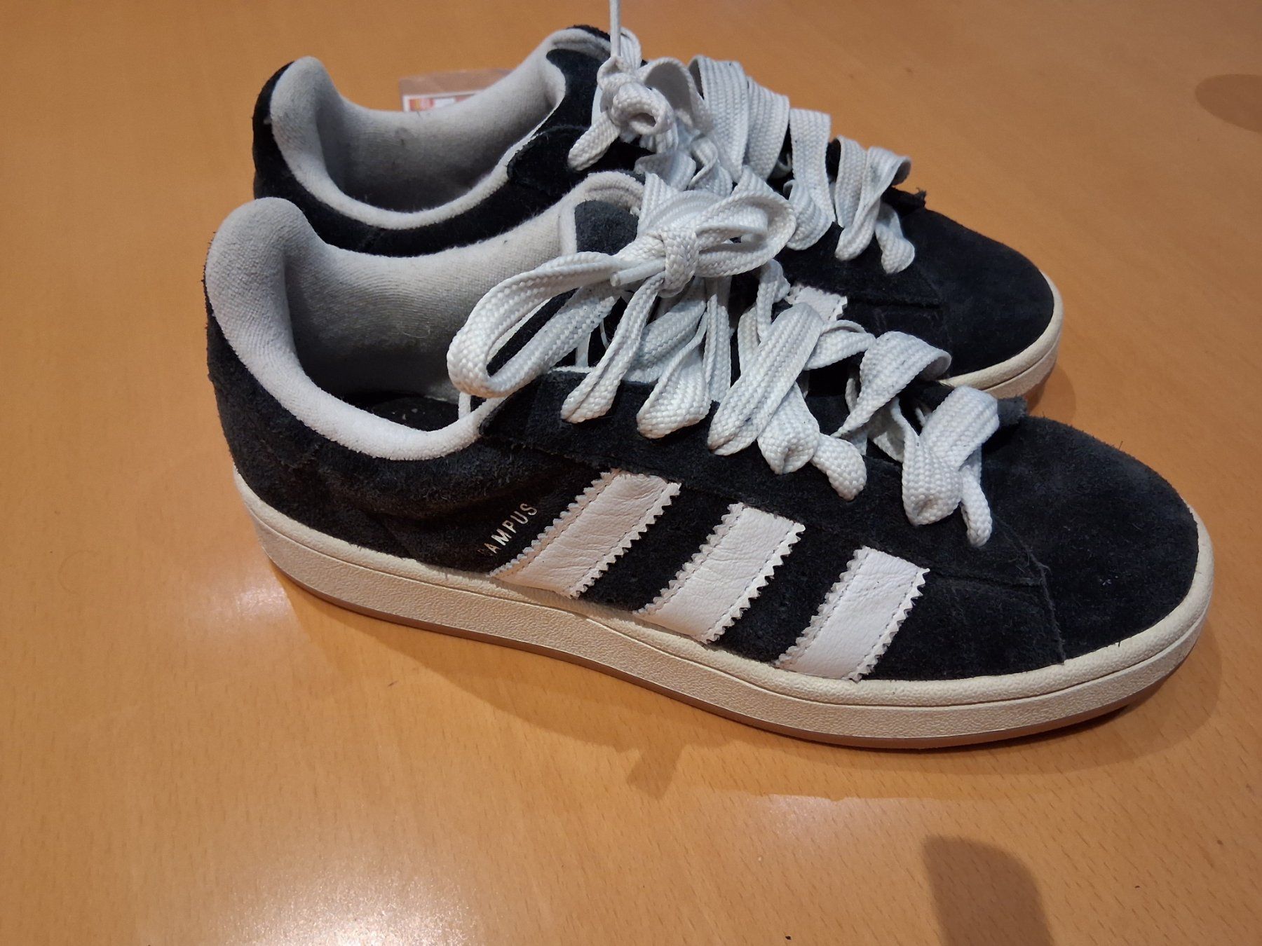 Adidas Scarpe da uomo: Adidas Campus 00's – Usato da Sennwald venduto da Jondor1 1