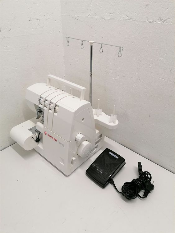 Singer S010L Overlock Nähmaschine Kaufen auf Ricardo