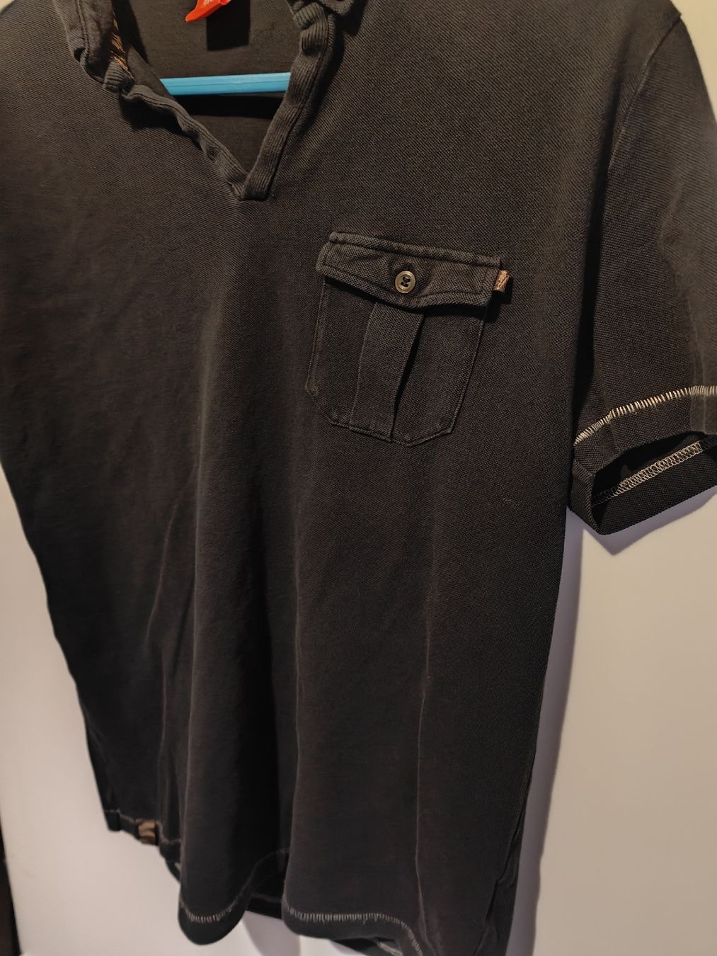 Hugo Boss Magliette Polo: Vintage Hugo Boss Poloshirt – Usato da Rothrist venduto da SiddharthaMoon 4