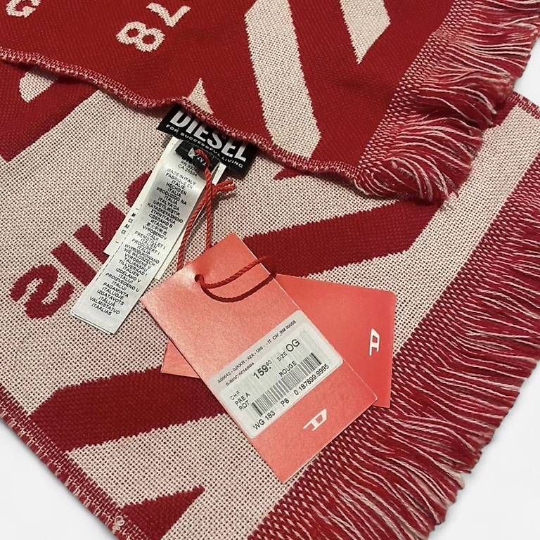 Diesel Foulard & Sciarpe: Diesel Schal  - Neu mit Etikett – Usato da Watt venduto da Ene.kro 2