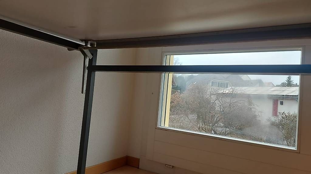 Scrivanie: Stabiler Schreibtisch 180 x 90 cm – Usato da Ramlinsburg venduto da fil_n6xl 4