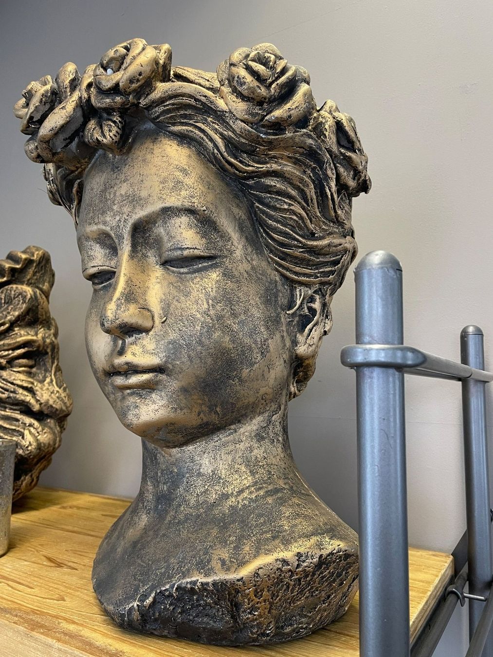 Figuren: Blumentopf/Übertopf/Dekofigur/Barockfigur/OVP – Neu und originalverpackt aus Volketswil von rubin74