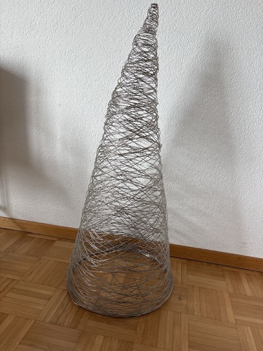 Tutte le decorazioni: Deko Pyramide – Usato da Affoltern am Albis venduto da tam_5vn5