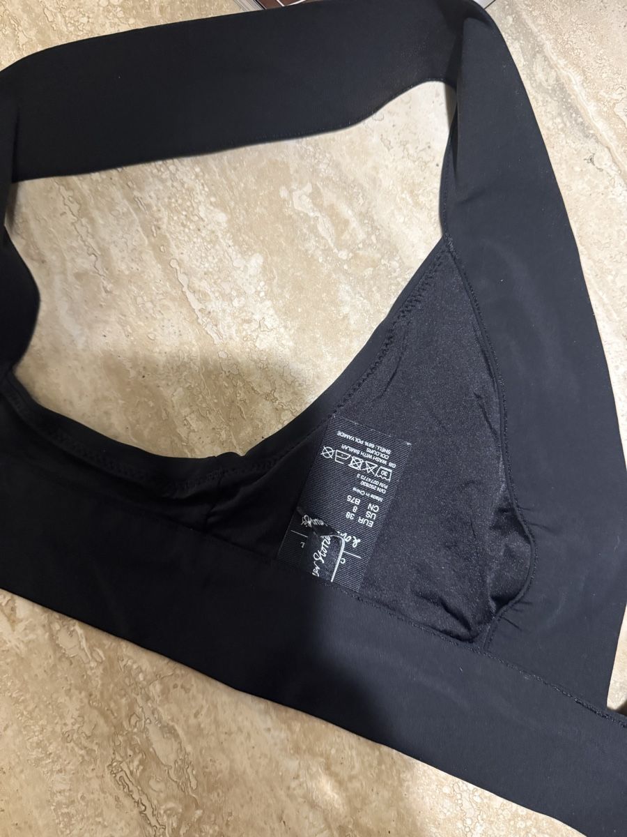 Other Stories Badekleider & Bikinis: Black Sports Bra Size S – Gebraucht aus Dübendorf von ReLoved_Fashion_ZH 1