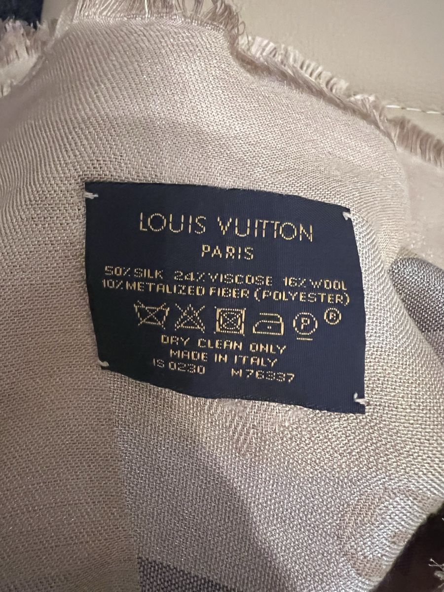 Louis Vuitton Foulard & Sciarpe: Louis Vuitton Scarf - Silk Blend - Great Condition! – Usato da Baar venduto da kri_m7t2 3