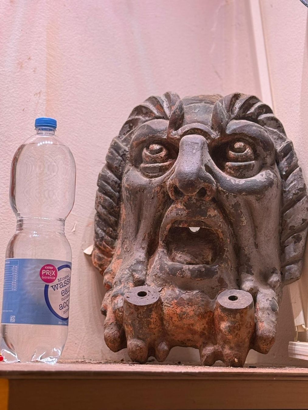 Statuette: Riesiger Musealer Maskaron Eisen Paris 19Jht 40cm – Usato da genève venduto da Isarath 1
