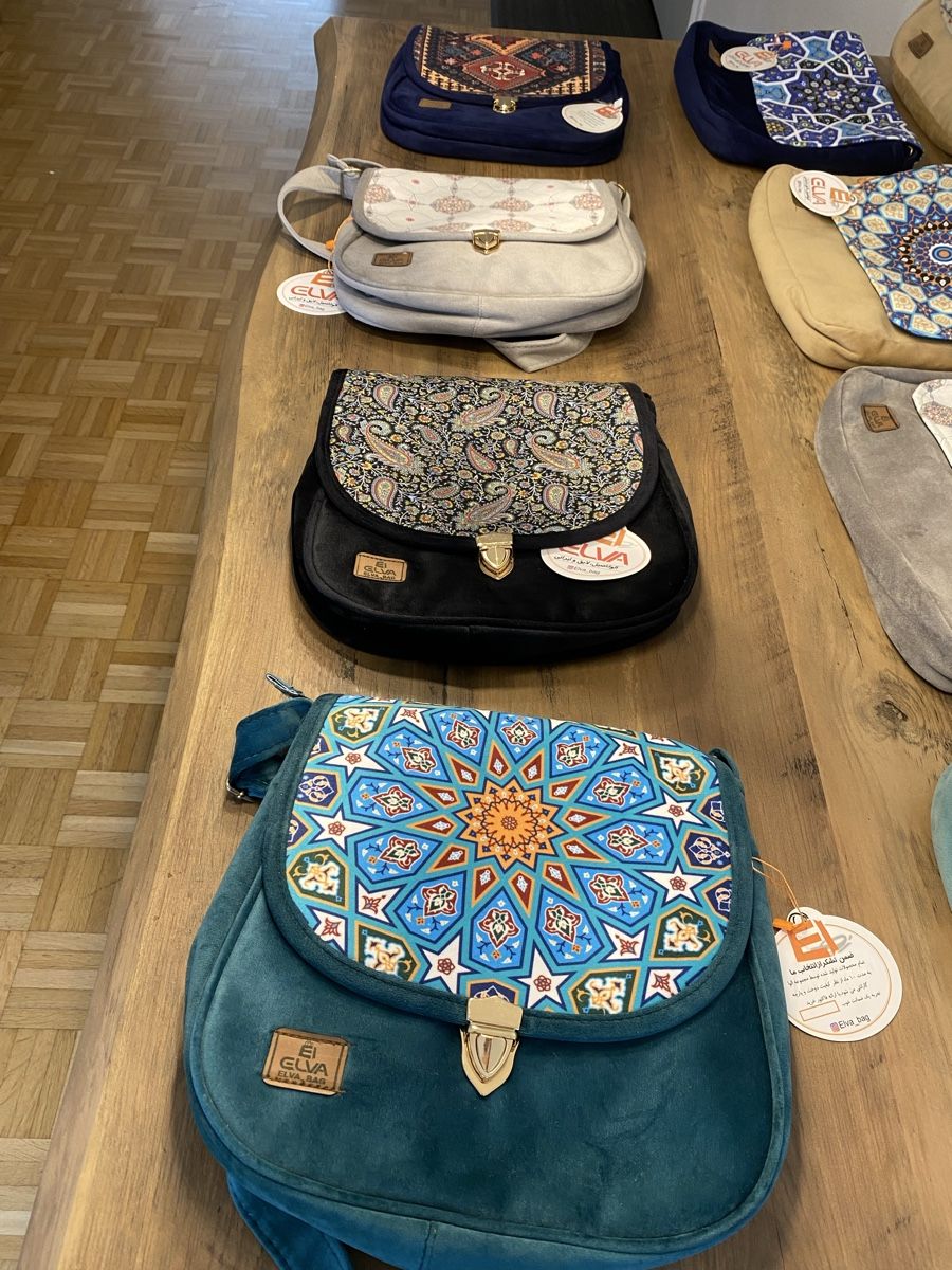 Borse da donna: Damen Handtaschen 29 B / 27 H cm – Nuovo e nell'imballaggio originale da Bülach venduto da Nasser2008 6