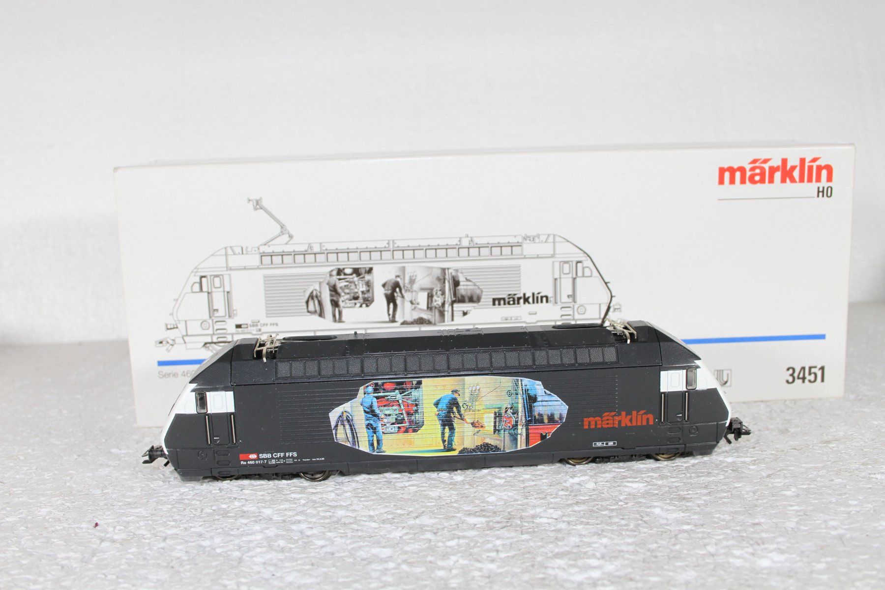Märklin Modellini di ferrovie: Märklin 3451 SBB Re 460 Heizer – Usato da Triesen venduto da gleis8