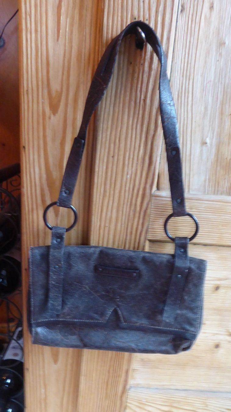 Coccinelle Borse da donna: Leder Handtasche  COCCINELLE Vintage – Usato da Sargans venduto da Benziner 2