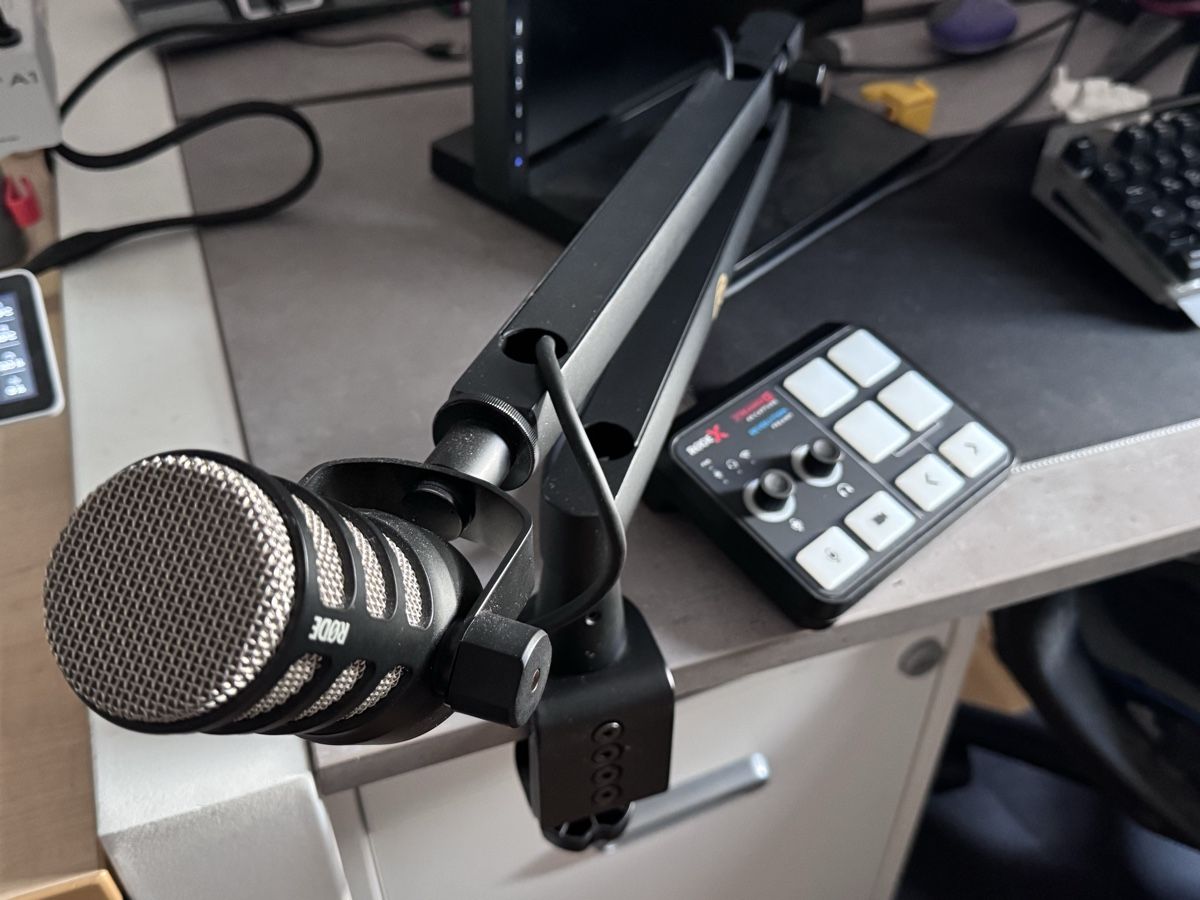 Røde Microfoni: Rode Podmic Mikrofon mit Arm + Streamer X mixer – Usato da Arbon venduto da silentday_87