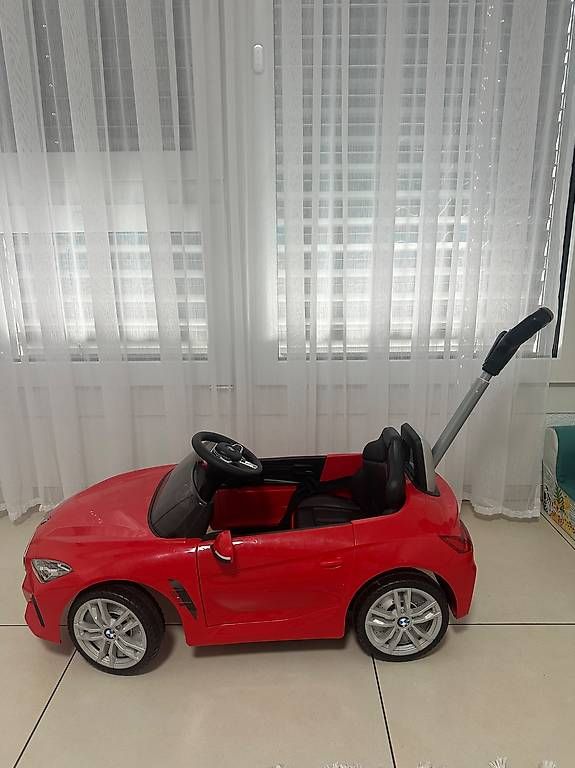 Jouets: Auto – D'occasion à Luzern par Sandraic