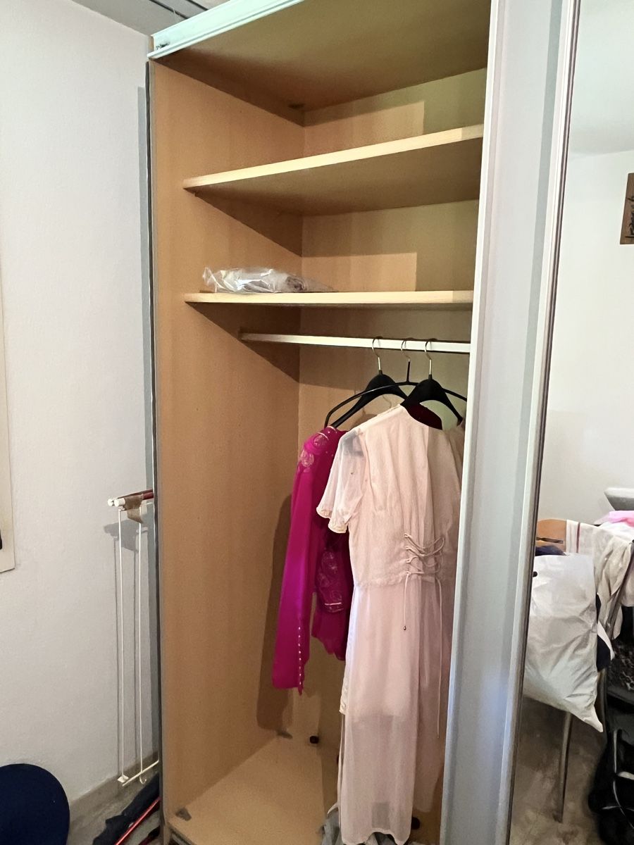 Schränke: GRATIS Schiebe Türen Schrank 200 oder 220 hoch x 300 cm – Gebraucht aus Klingnau von Weiterverwenden 3