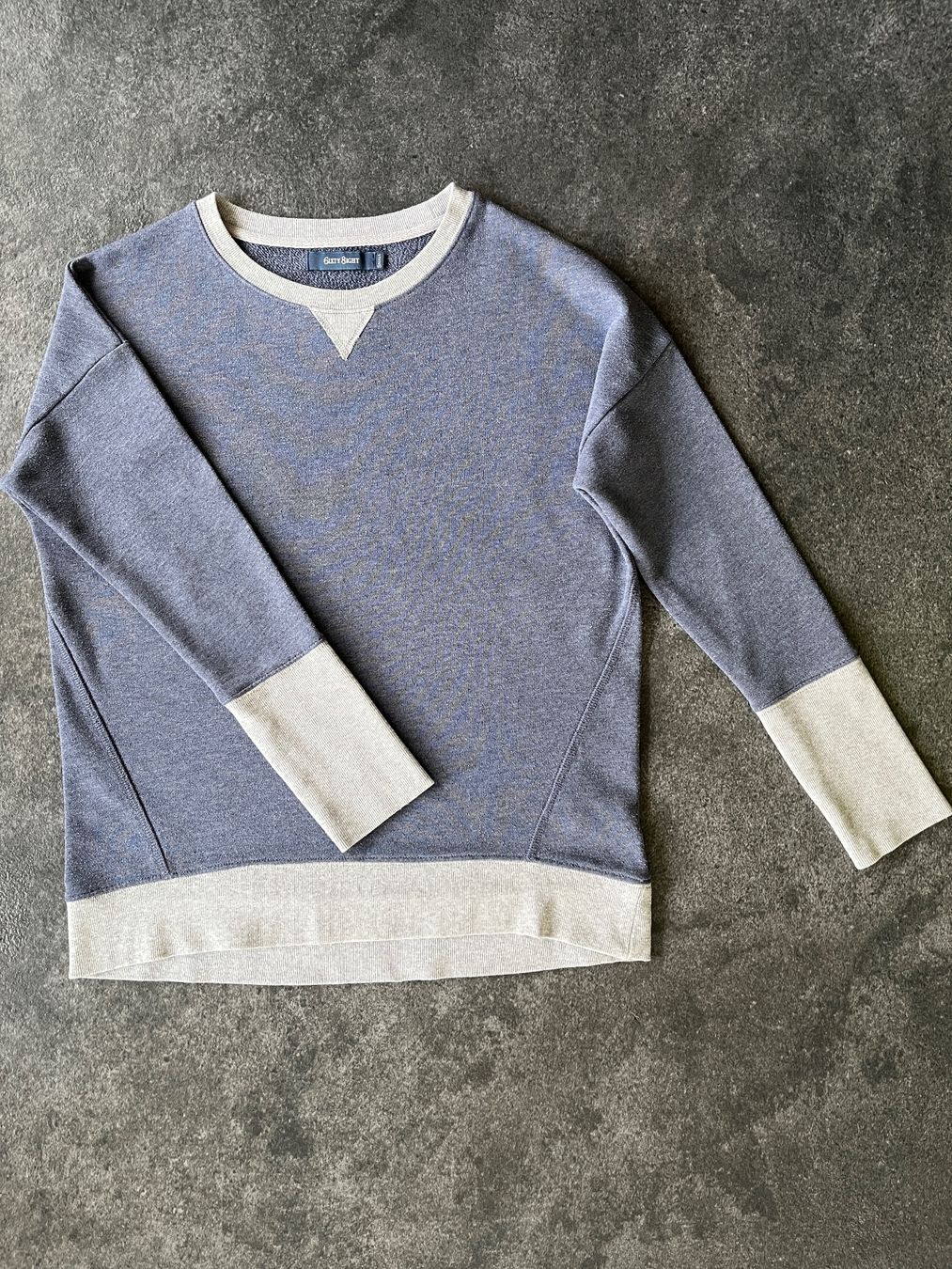 Maglioni & Felpe: 68 lässiges Pullover-Sweatshirt- Größe S – Usato da Kilchberg ZH venduto da Simple.Life 2