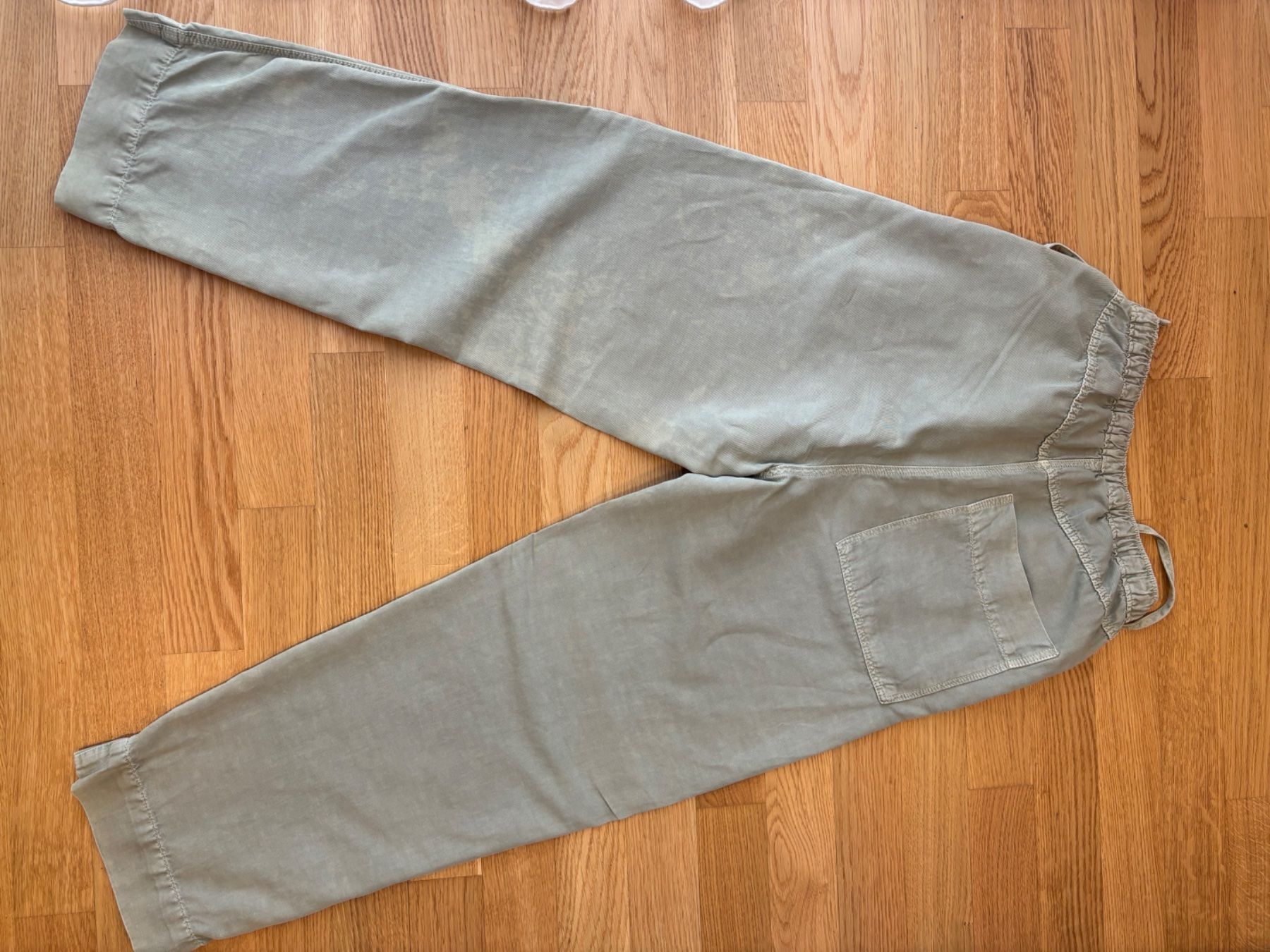 Zara Pantaloni: Zara grüne Stoffhose – Usato da Duebendorf venduto da tom_lp2m 2