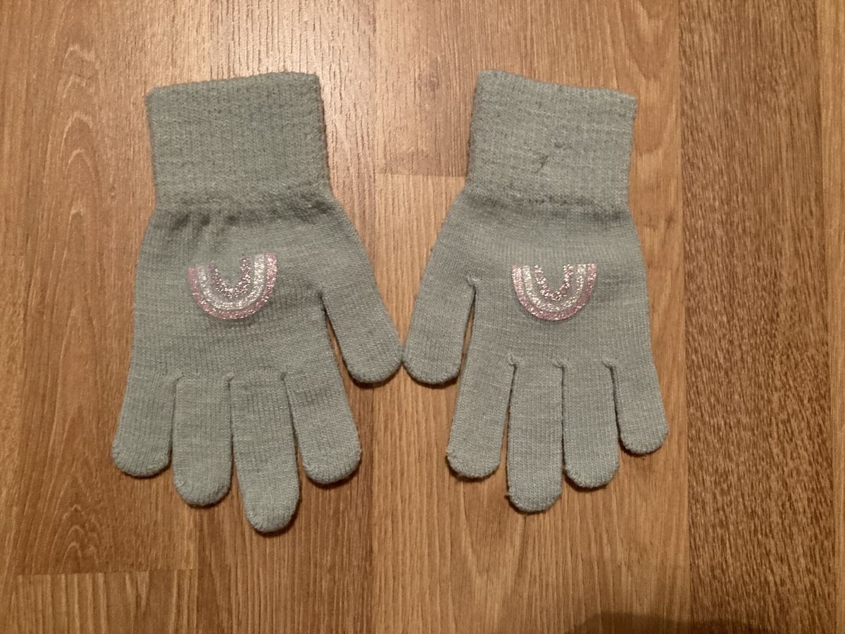 Kinderhandschuhe: Kinder Handschuhe Gr. 5-7 Jahre – Gebraucht aus Emmenbrücke von JJ_89