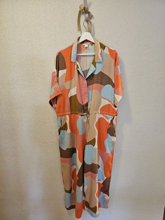 Monki Jumpsuit Gr L Sommerlich, bunt und leicht