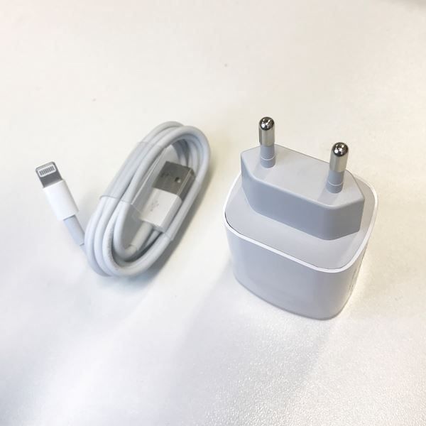 Caricabatterie: Kit de chargeur rapide usb3.0 iphone – Nuovo e nell'imballaggio originale da Morges venduto da DigiAC 2