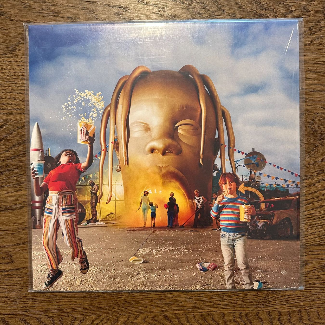 Dischi in vinile: Travis Scott - Astroworld LP – Usato da Viganello venduto da md__2rd2