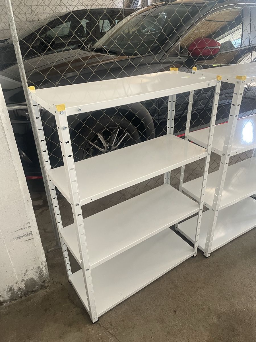Scaffali: 5x Regale weiss 5 Ablageflaechen ab 1.- CHF – Usato da St. Gallen venduto da Trader9000 2