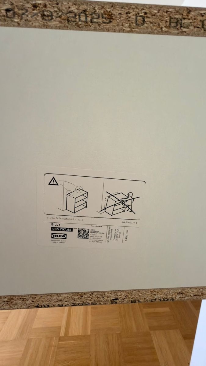 Ikea Scrivanie: Weisser Schreibtisch mit Rollen & Regal – Usato da Münchenstein venduto da s0r4y4 6