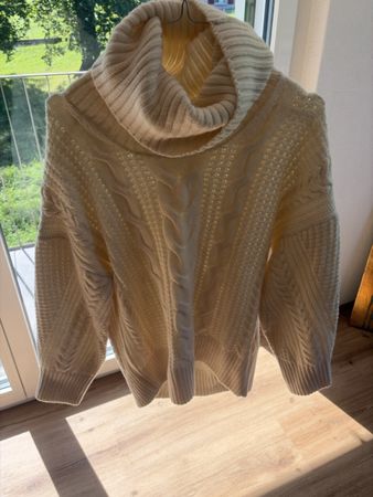 Massimo Dutti Rollkragenpullover weiss Grösse S neuwertig