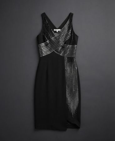 Robe Versace Collection noire ornée de sequins taille S