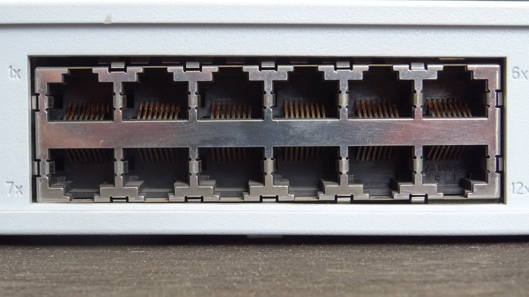 Hubs & Switches: 3Com 12-Port Switch Baseline 10/100 – D'occasion à Riedholz par Leo.L 2