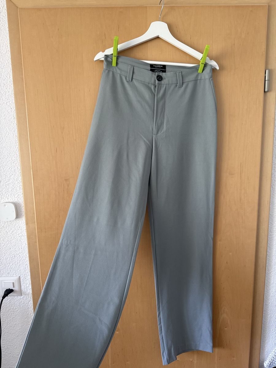 Pull&Bear Hosen: Anzug/ Stoffhose Damen – Gebraucht aus Wilen (Sarnen) von aninaschwab